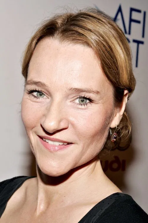 Annika Hallin profile