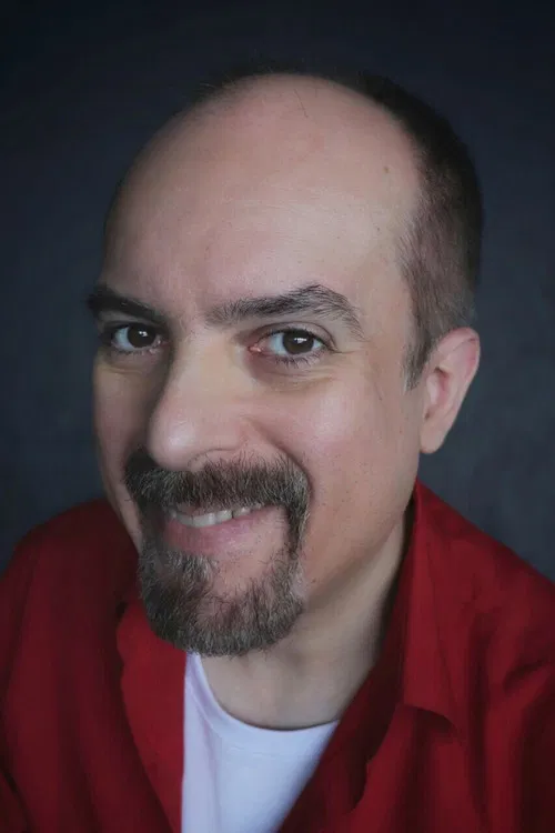 Roberto Lopes profile