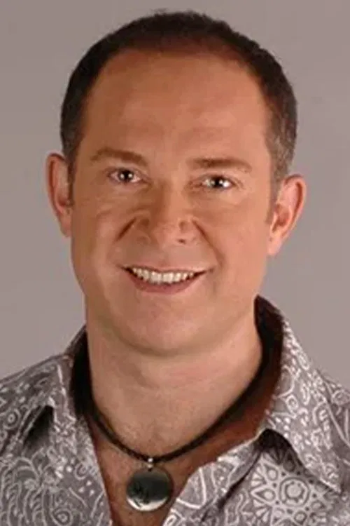 Sümer Ezgü profile