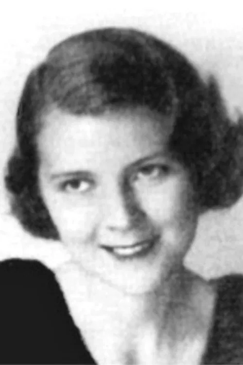 Gun Hallnäs profile