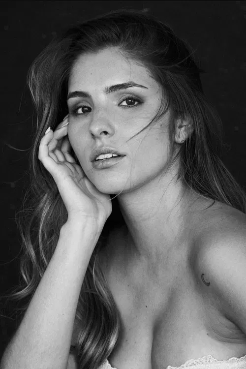 Helena Cortés profile