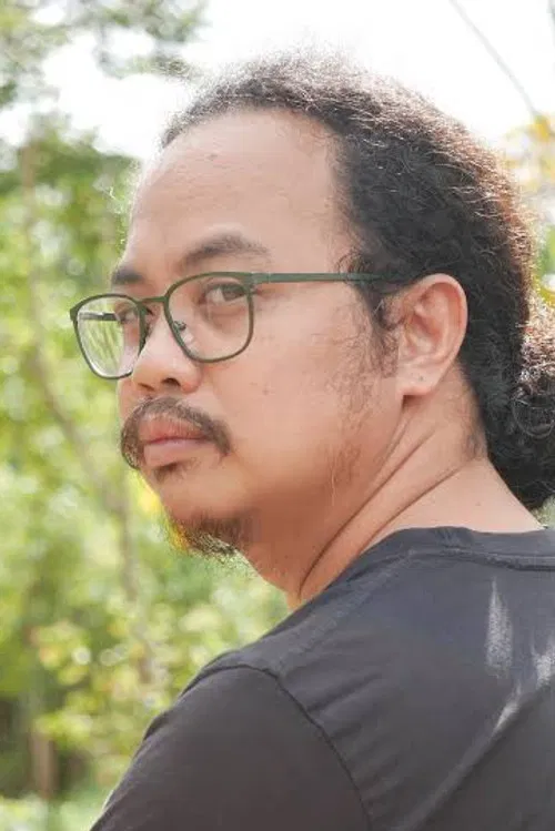 Allen Alzola profile