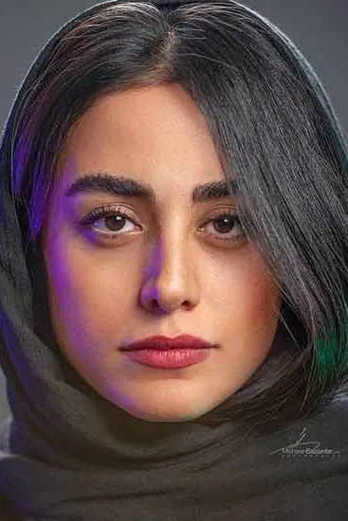 Nazanin Keyavani profile