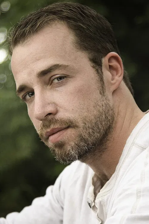 Jonathan Cook profile