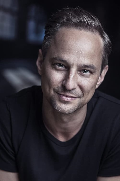 Courtenay J. Stevens profile