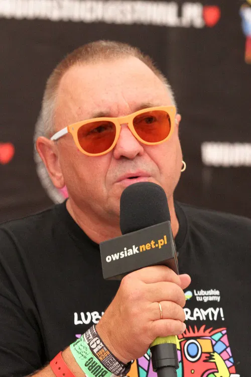 Jurek Owsiak profile