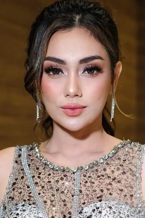 Celine Evangelista profile