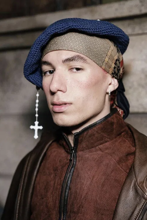 Isaac Pvlayo profile