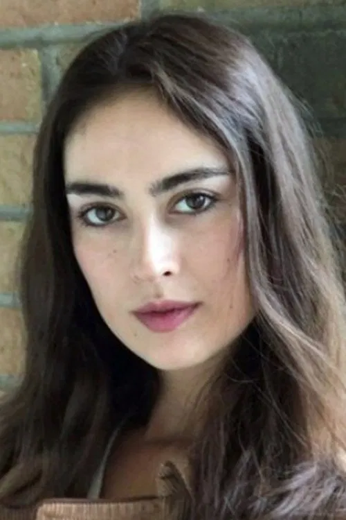 Louise Molinaro profile