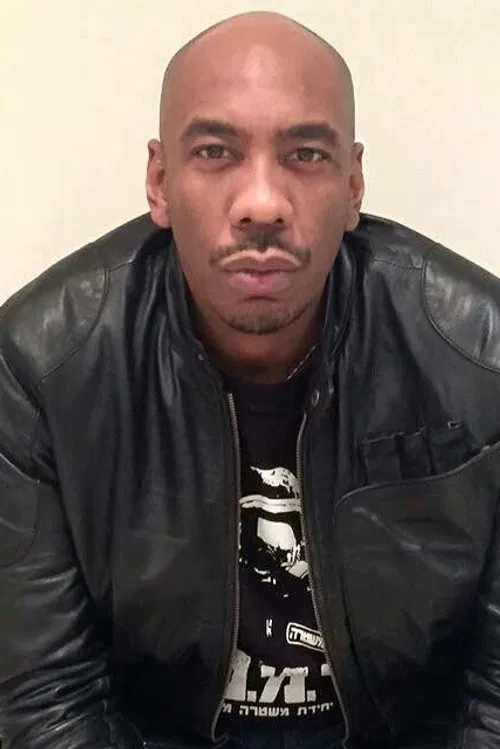 Douglas Embry profile