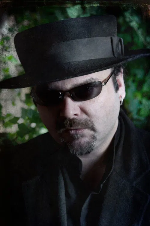 Stephen Carey profile