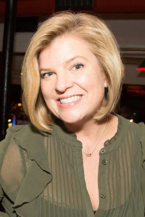 Kelly MacFarland profile