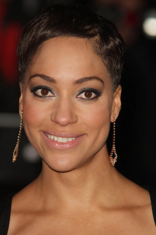 Cush Jumbo profile