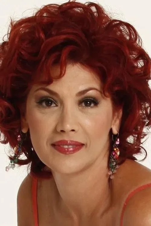 Ayşenur Yazıcı profile