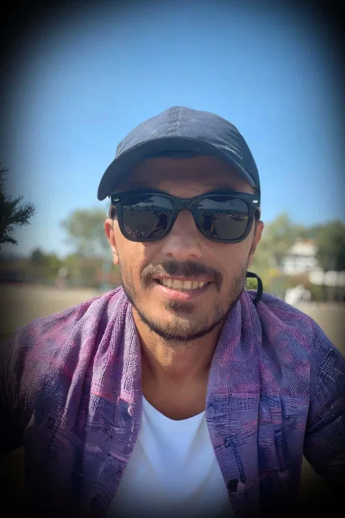 Yavuz Çelik profile