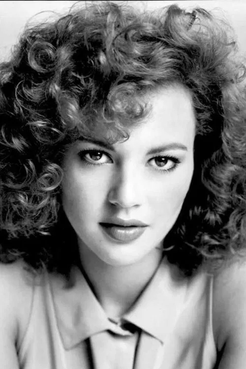 Neith Hunter profile