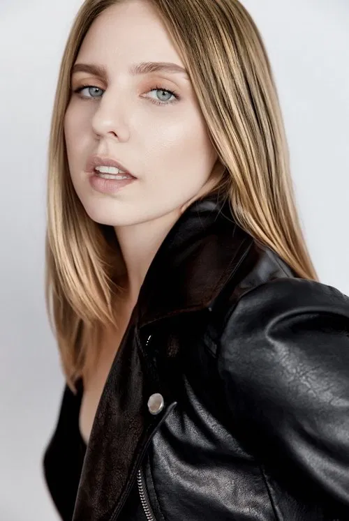 Nicole Pastor profile