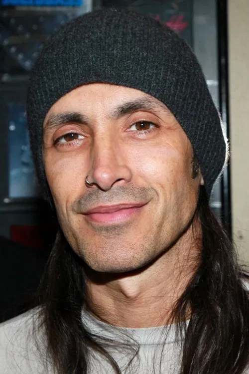 Nuno Bettencourt profile