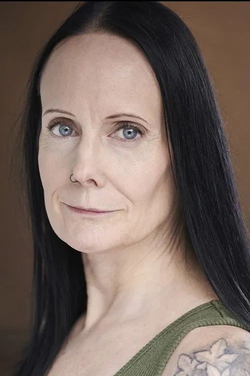 Cynthia Loewen profile