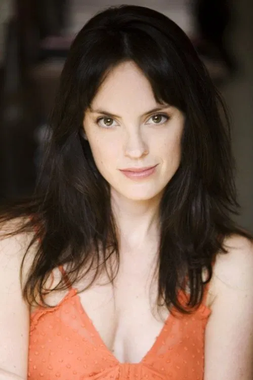 Melanie Molnar profile