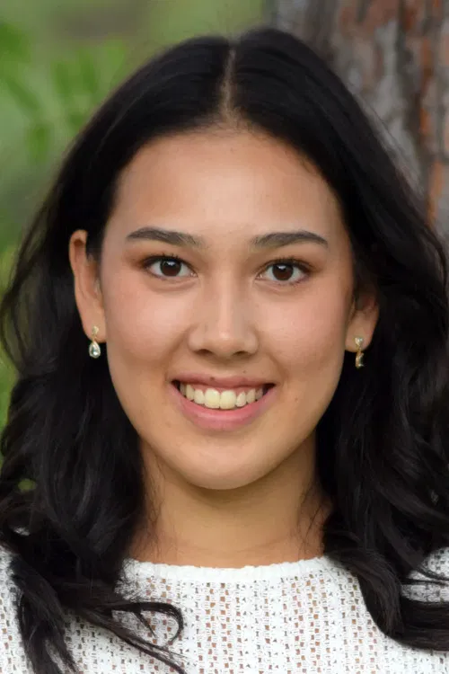 Sarah Olaussen Eira profile