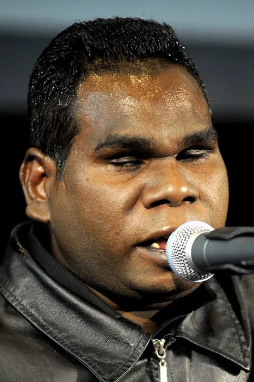 Geoffrey Gurrumul Yunupingu profile
