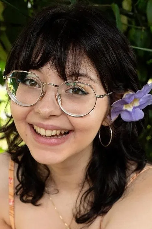 Luiza Mezadri profile