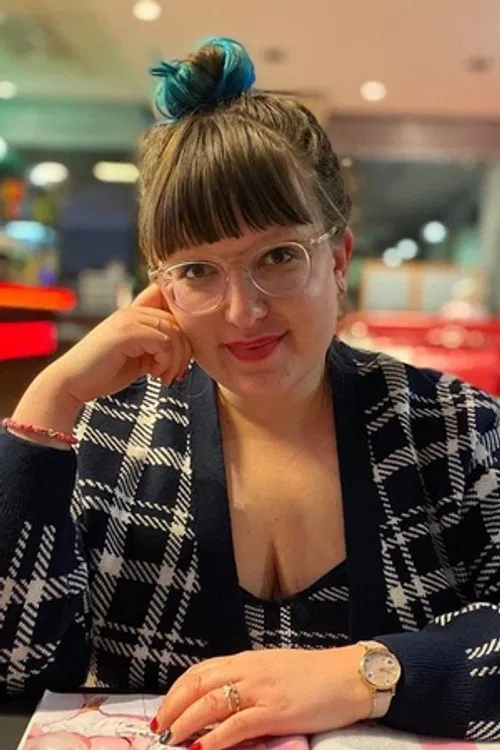 Hanna Szentpeteri profile