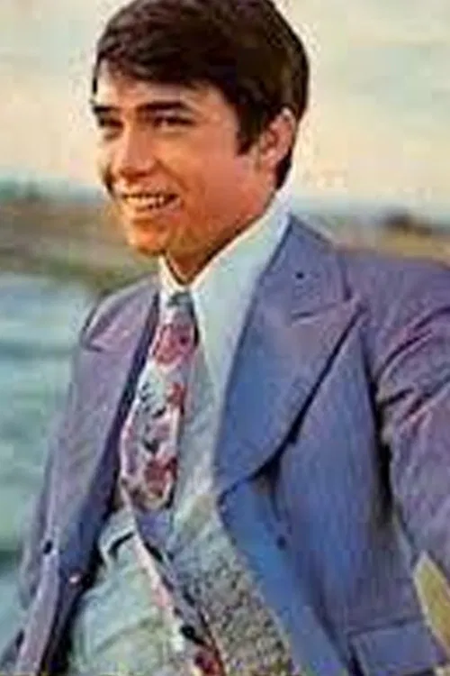 Walter Navarro profile