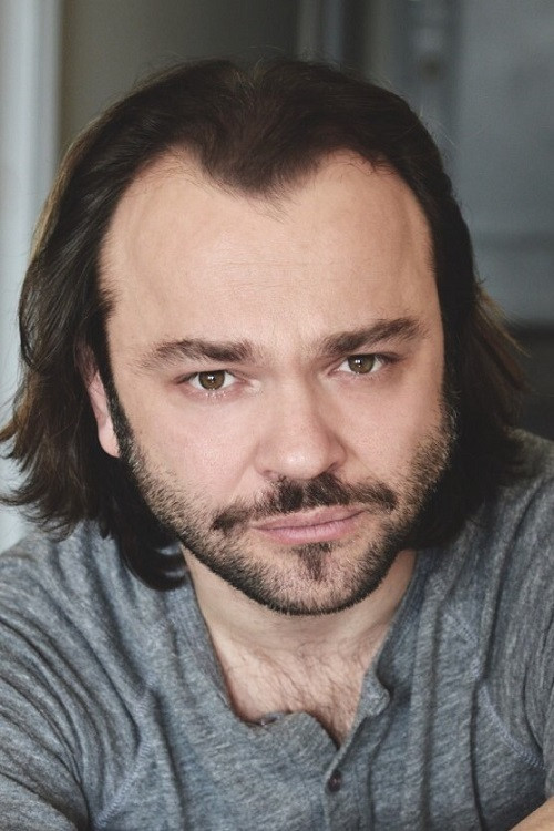 Kushtrim Hoxha profile