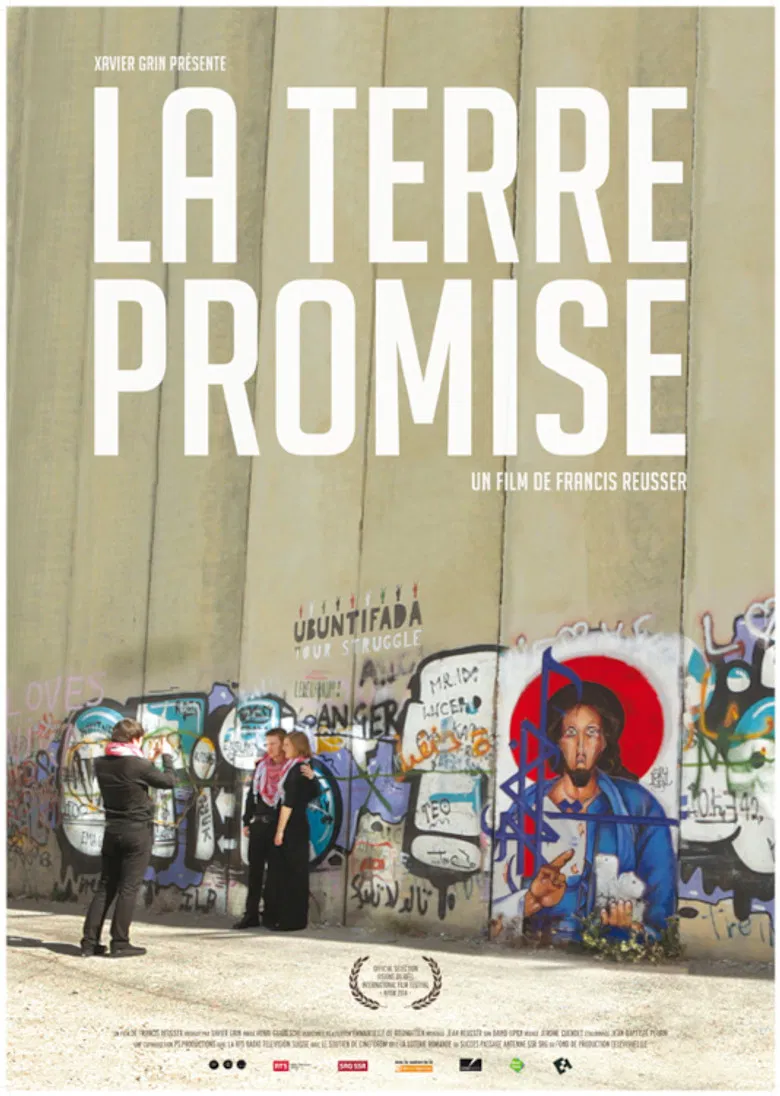 La Terre Promise poster background