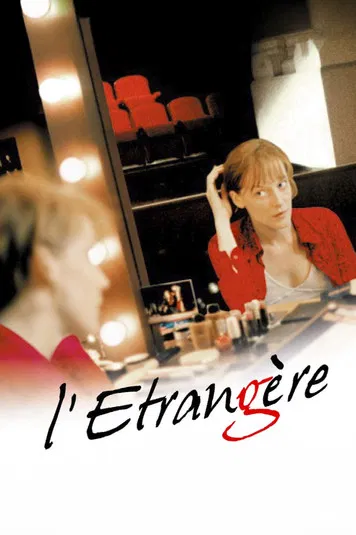 L'étrangère poster background