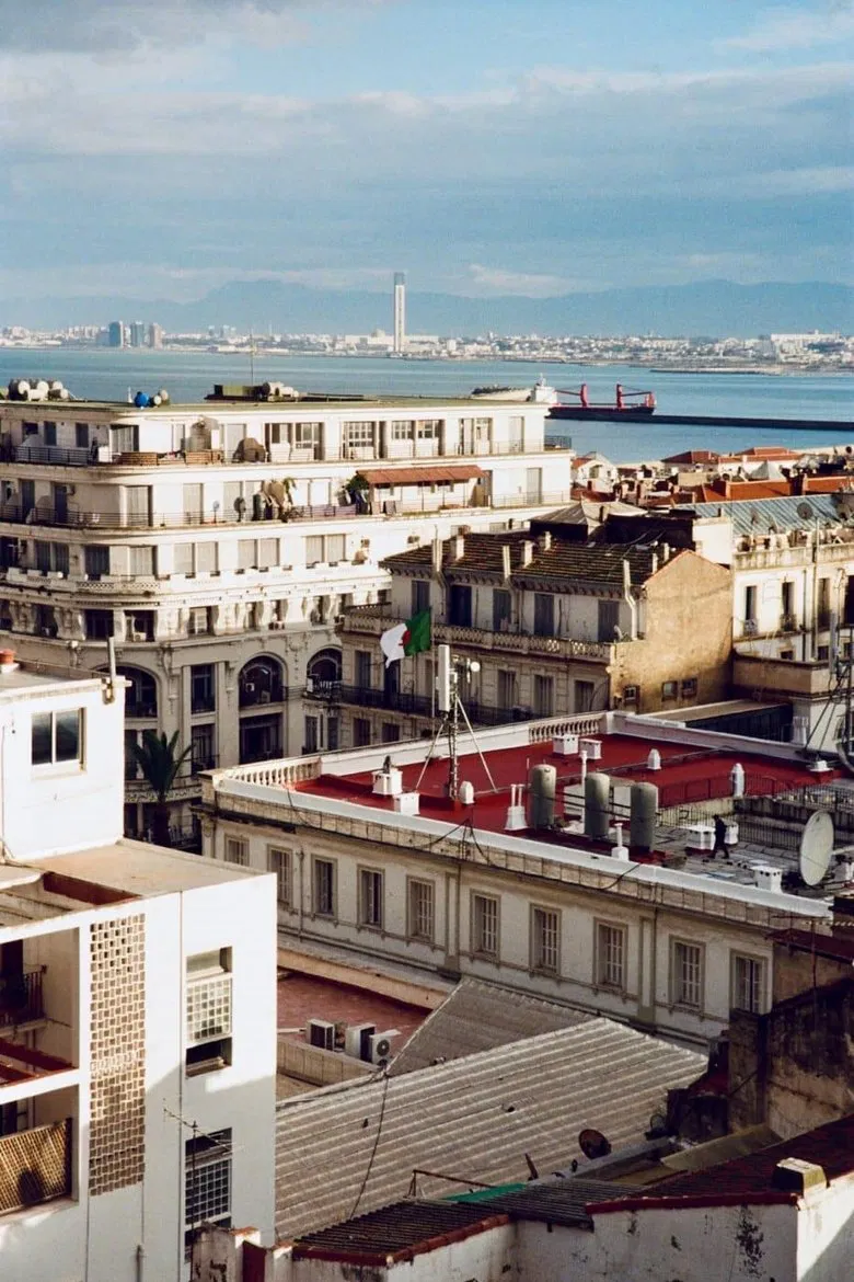 TIF | On The Corner (Alger, Algérie) poster background