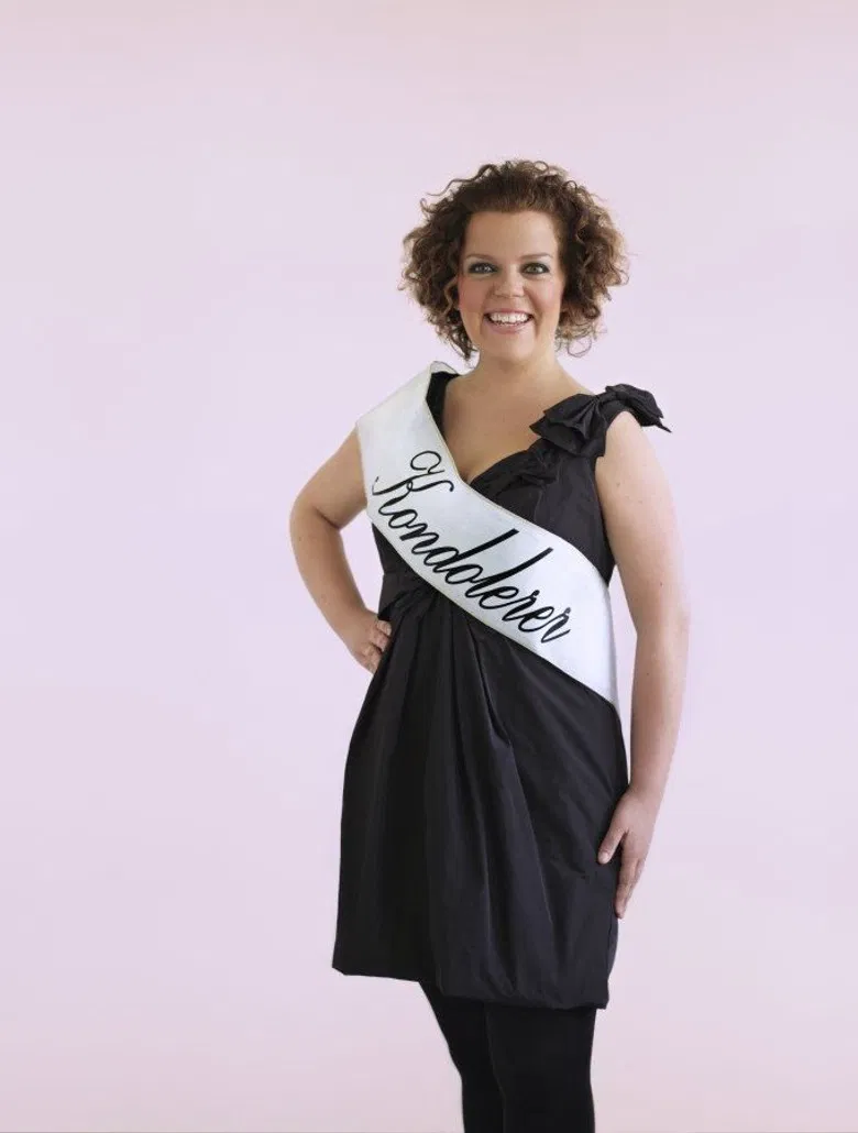 Kondolerer poster background