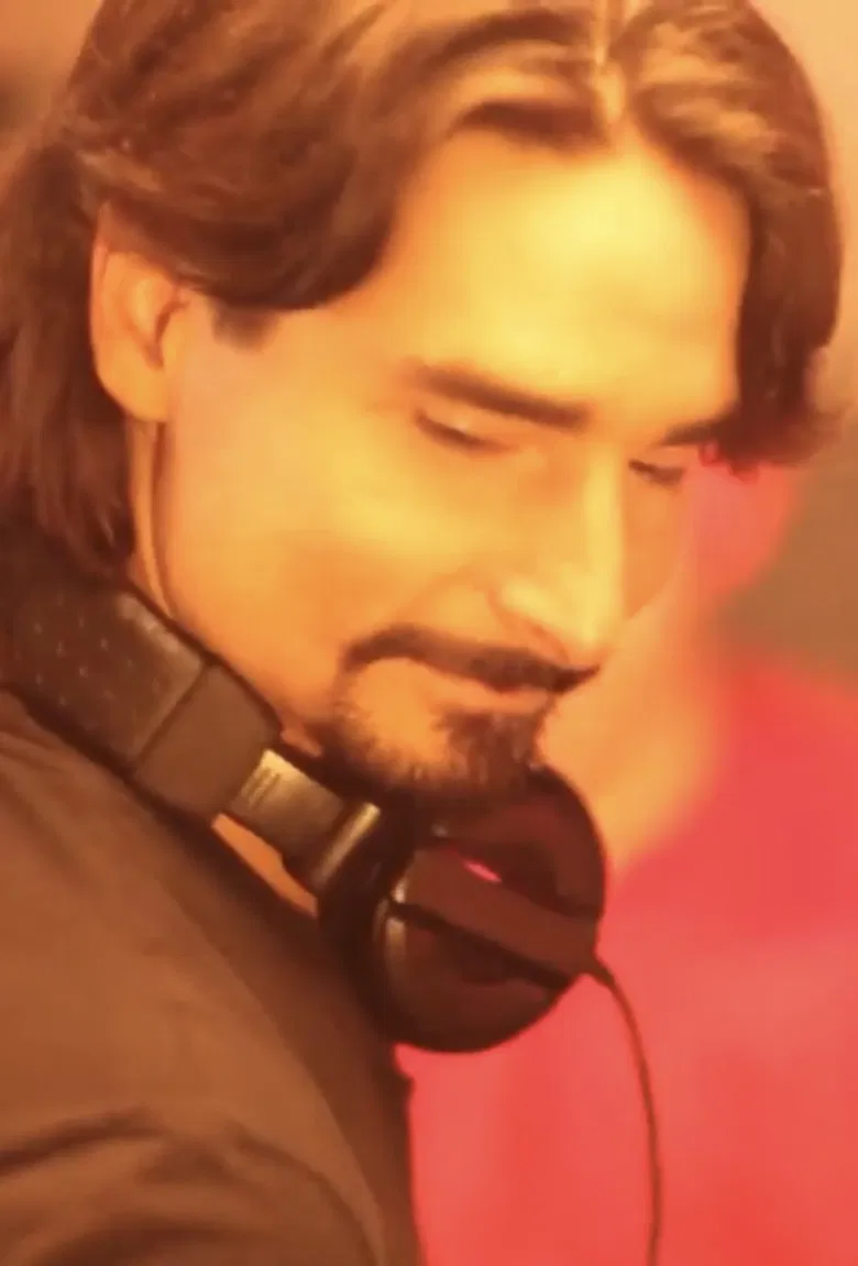 Unwound poster background