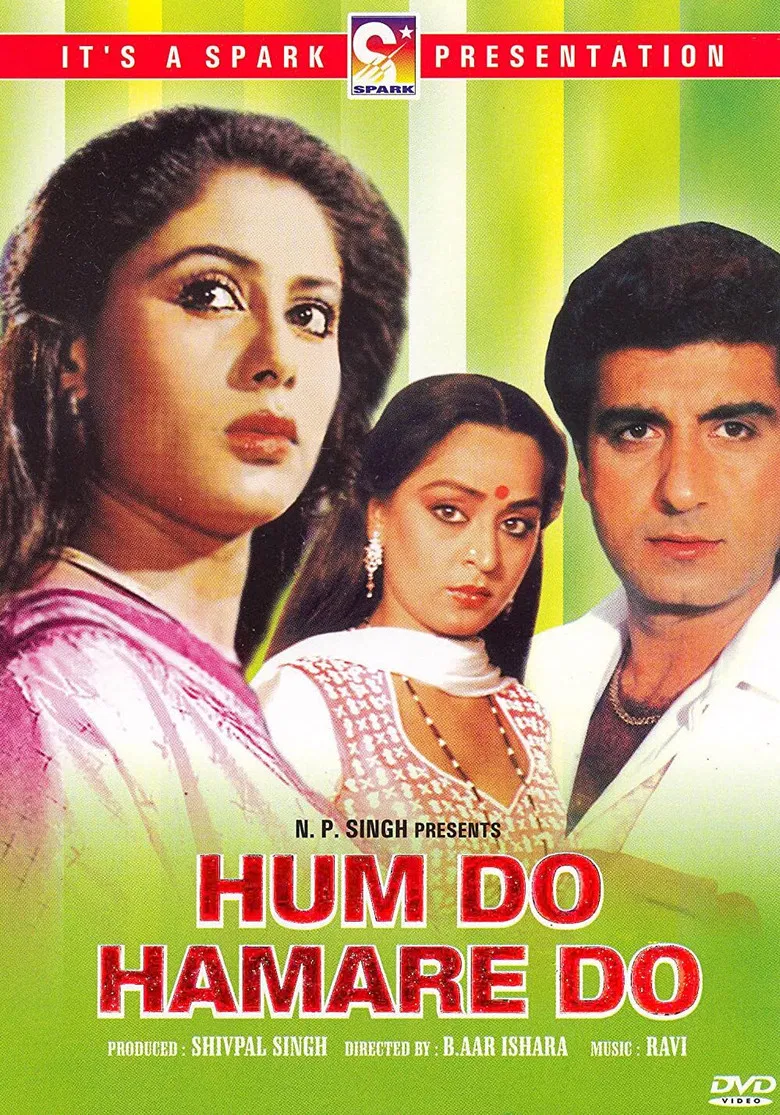 Hum Do Hamare Do poster background