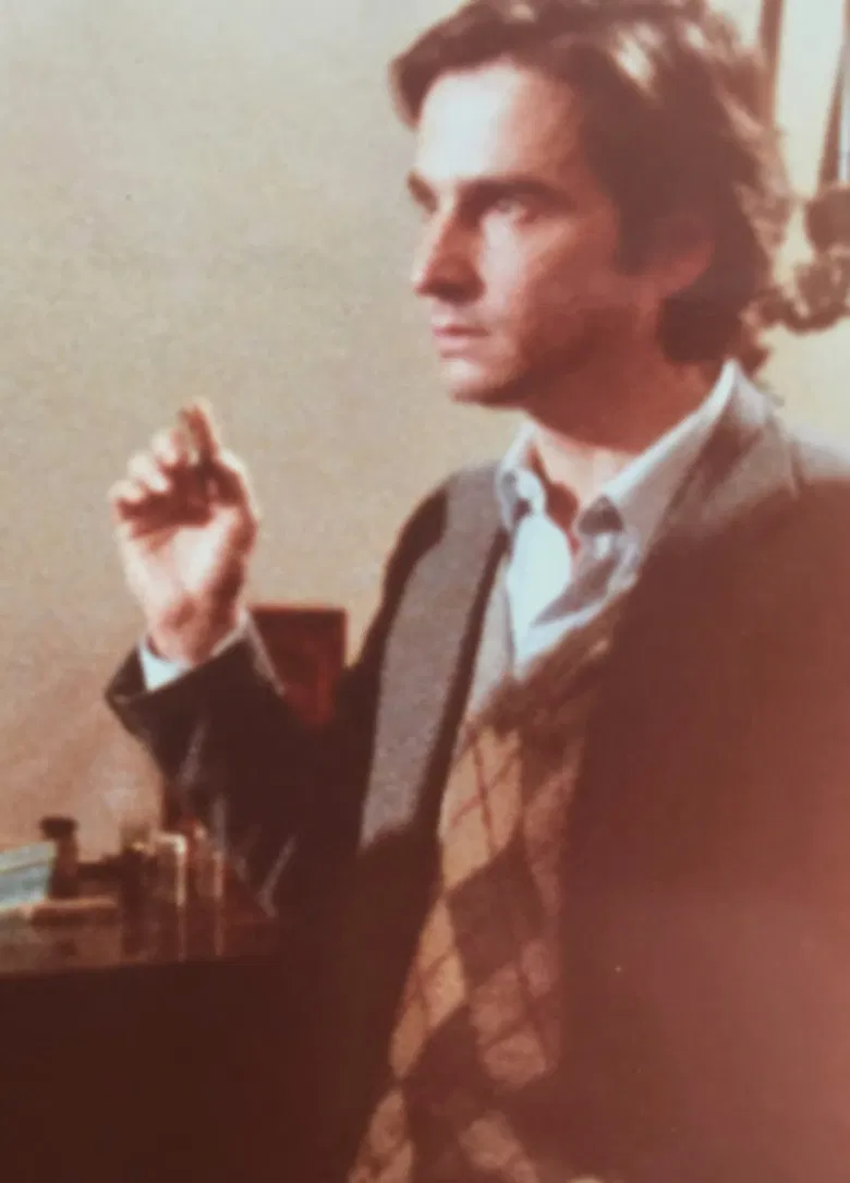 Pour Bonnie poster background