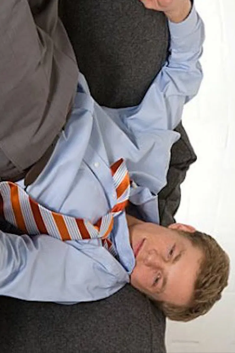 Running Shine | YIIK Review poster background