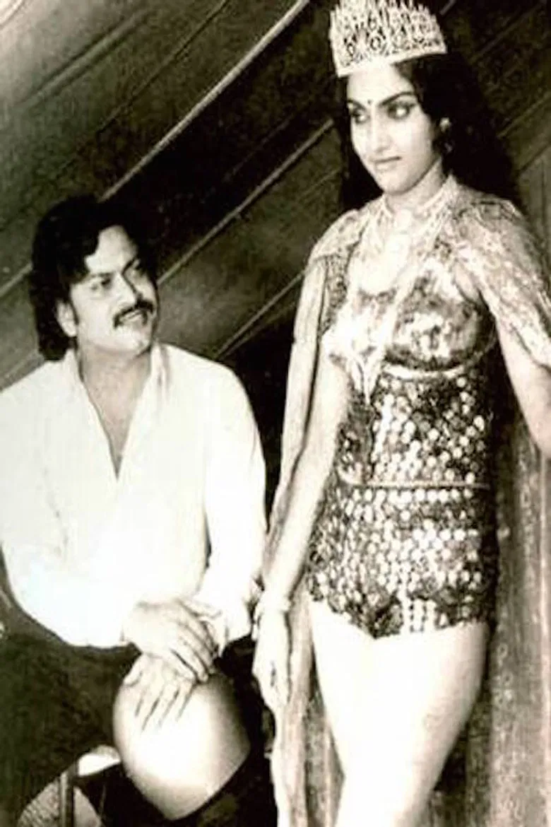 Valarthumrugangal poster background