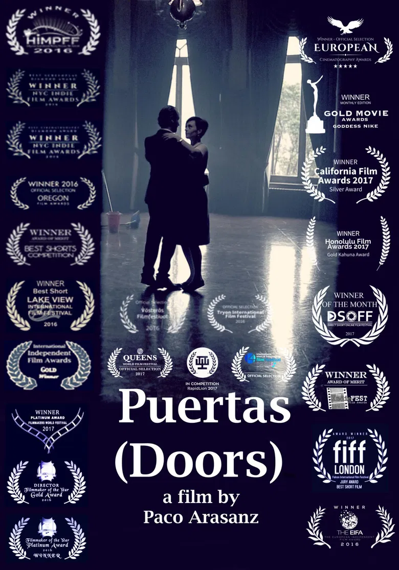 Puertas poster background