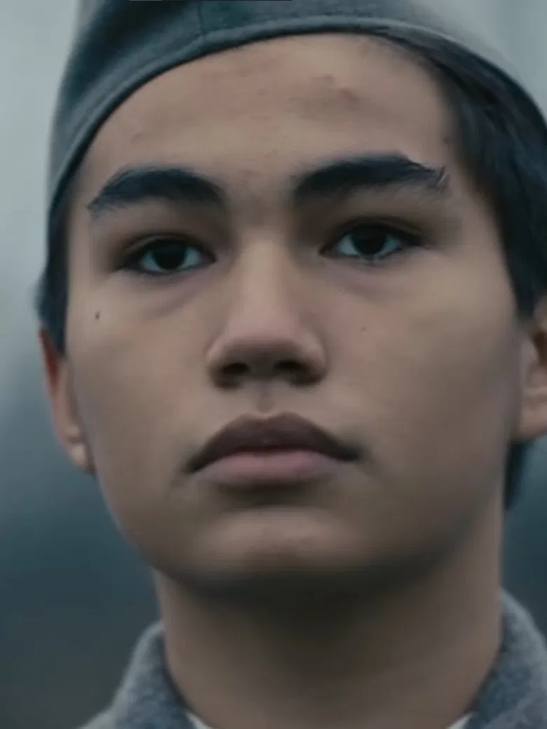 Heritage Minutes: Tom Longboat poster background