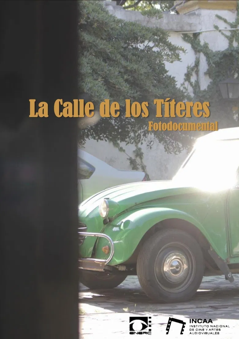 La Calle de los Títeres poster background