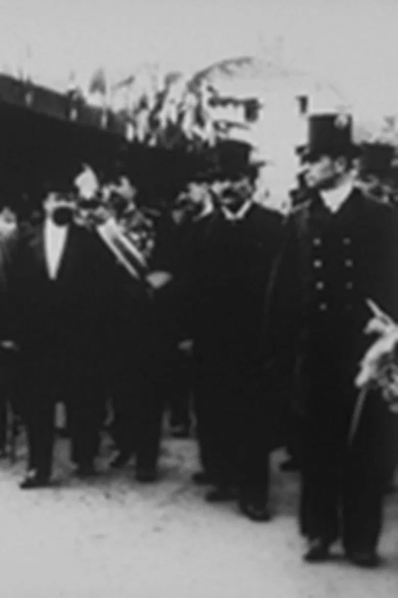 Le président après l’inauguration du monument de Paul Baudry poster background