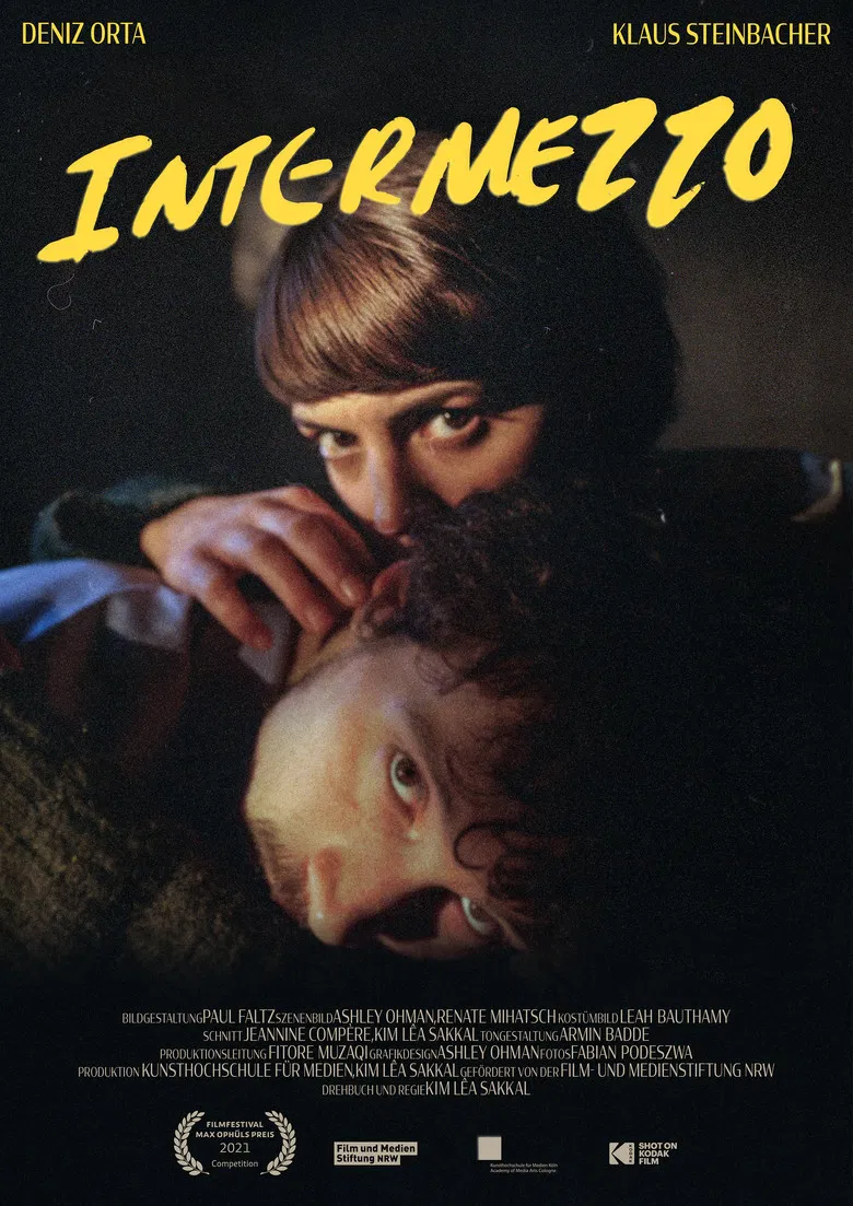 Intermezzo poster background