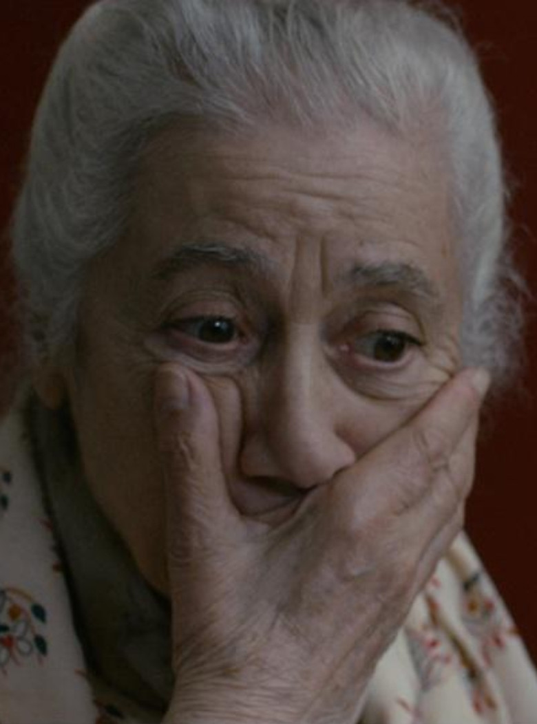 3 visages poster background