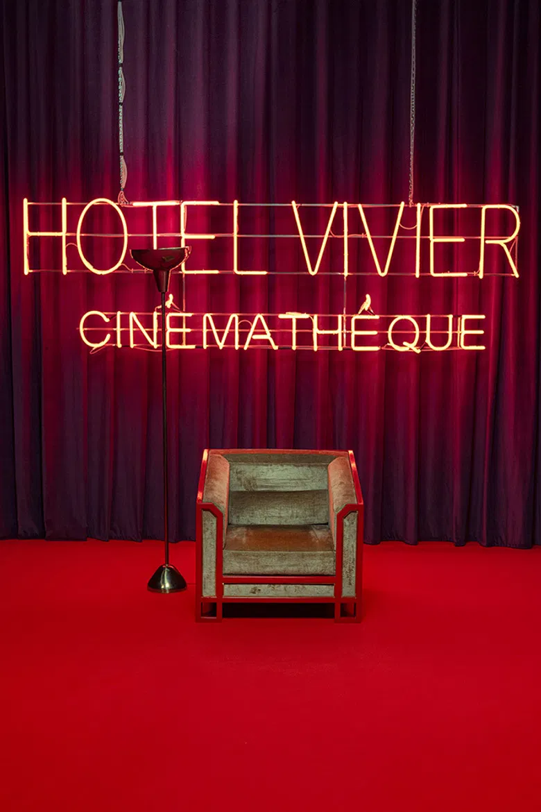 Hotel Vivier Cinémathèque poster background