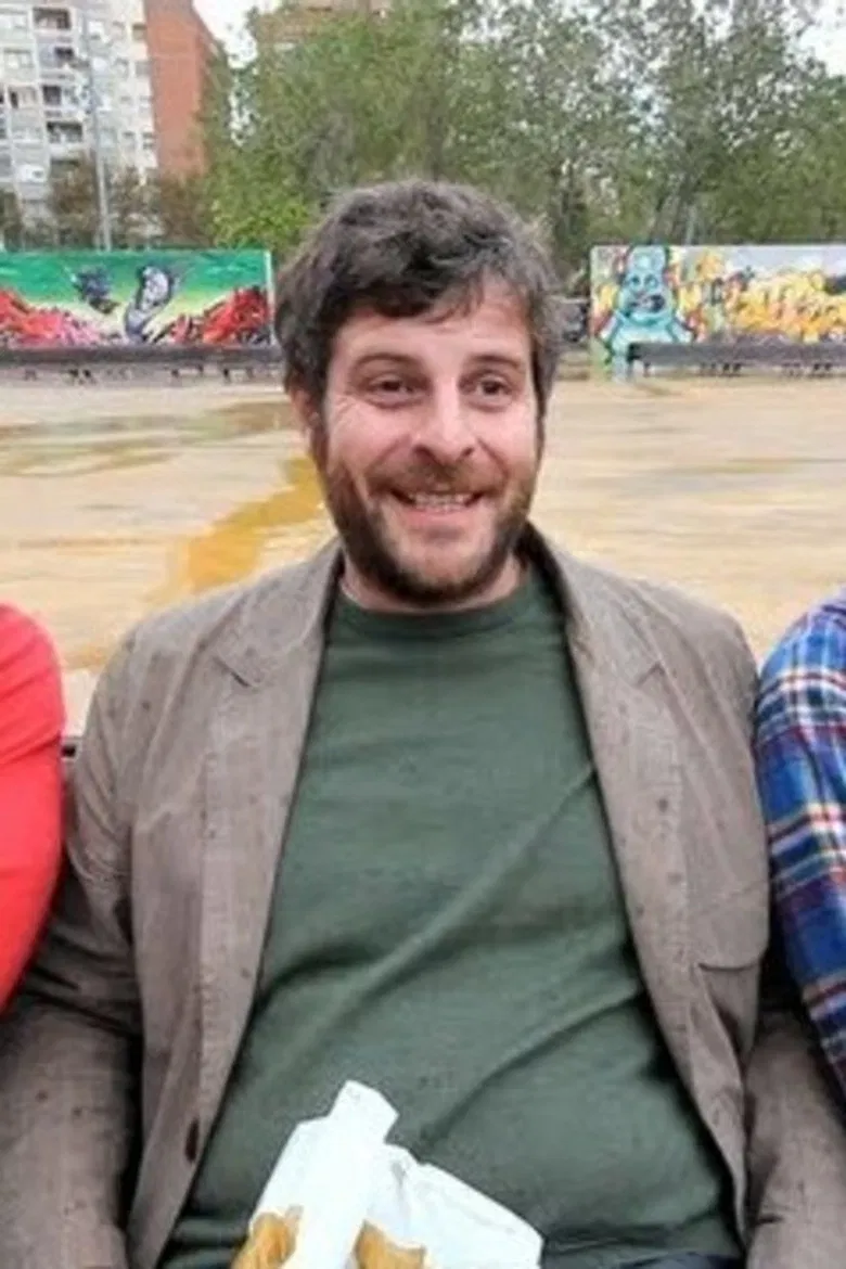 Know your own city: Raúl Cimas poster background