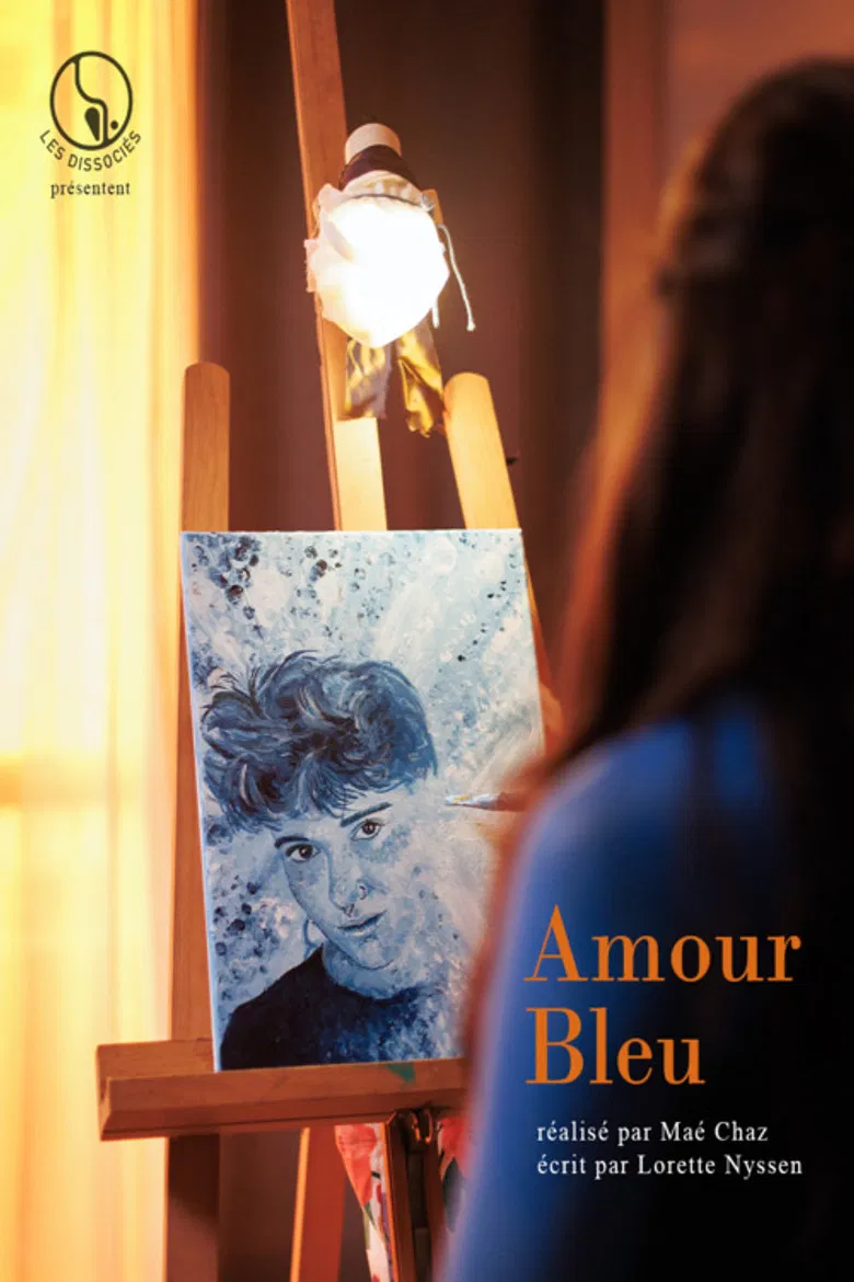 Amour Bleu poster background