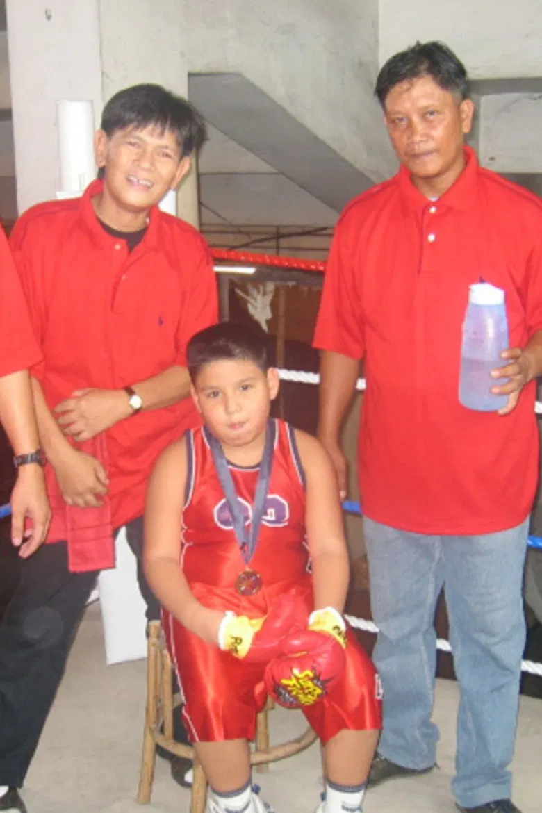 Small Ali poster background