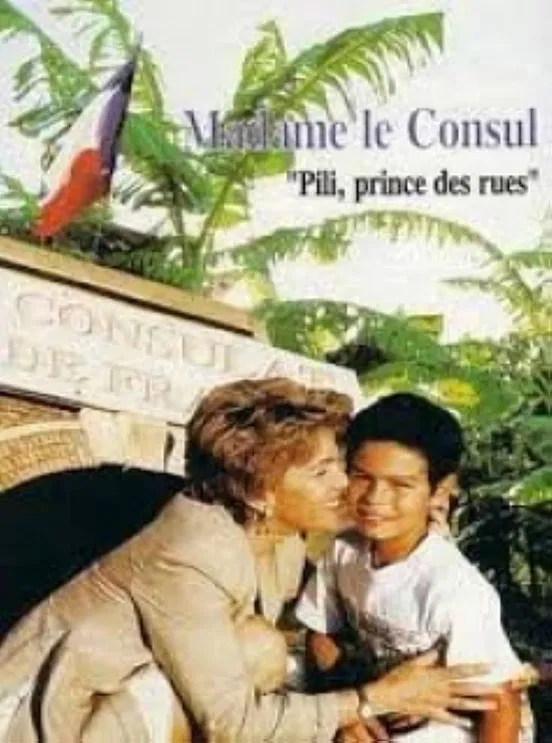 Madame le Consul poster background